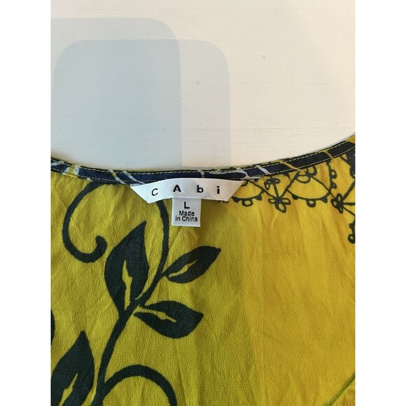 CAbi Women’s Bali Silk Blend Yellow Floral Tank Style #286 Shirt Top Size Large - Picture 2 of 4